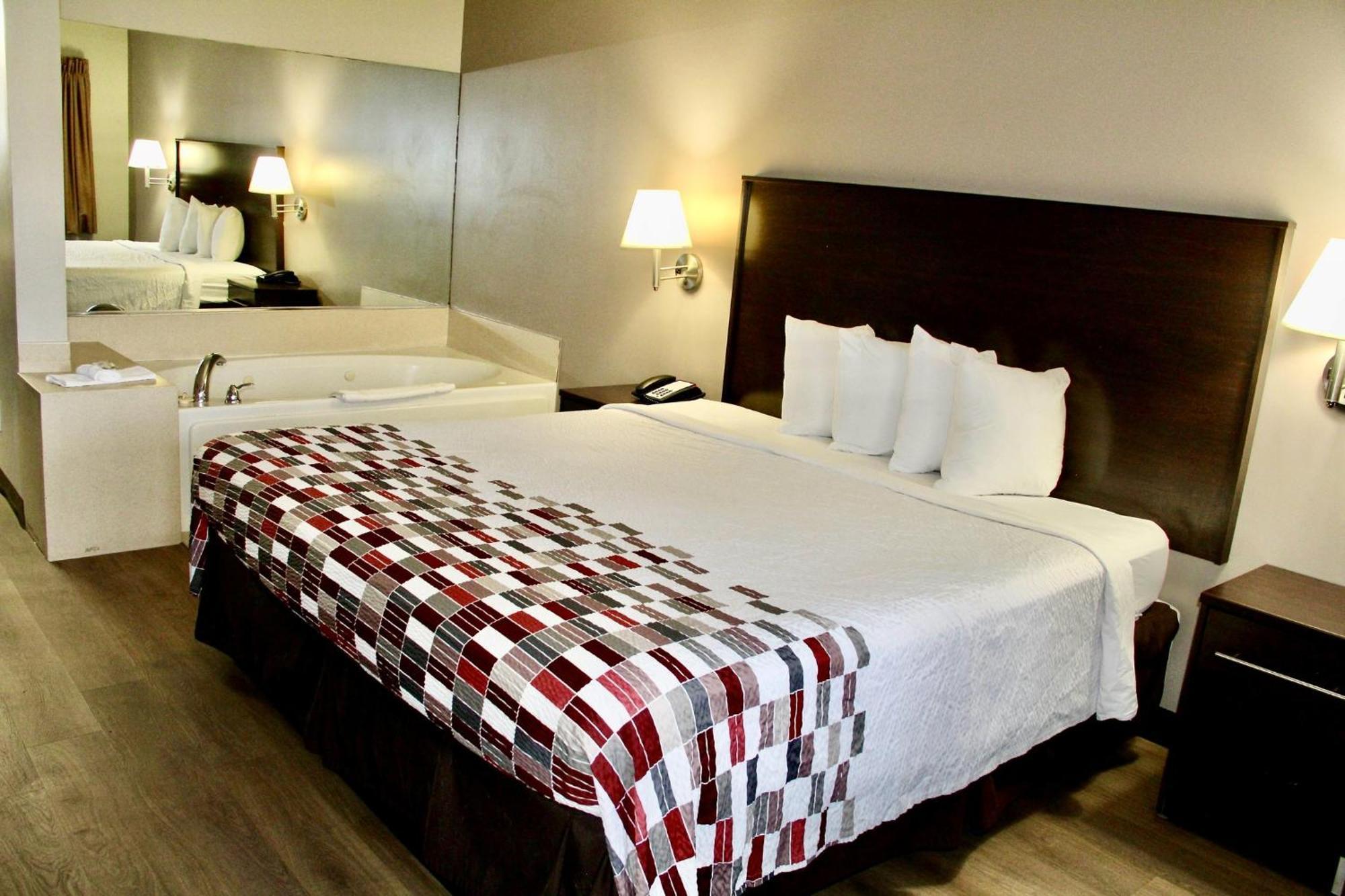 Red Roof Inn & Suites Lake Orion / Auburn Hills Esterno foto