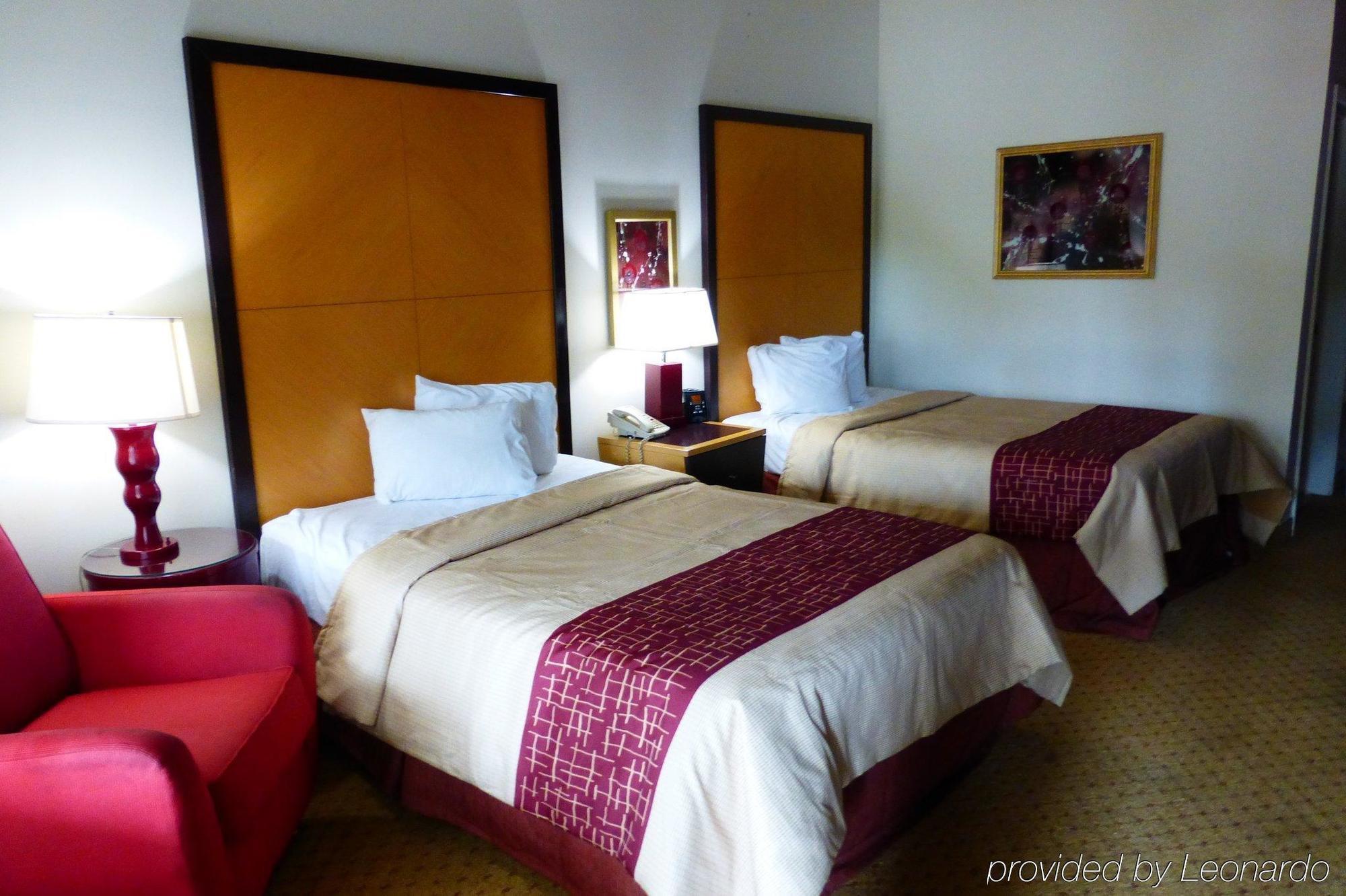 Red Roof Inn & Suites Lake Orion / Auburn Hills Esterno foto